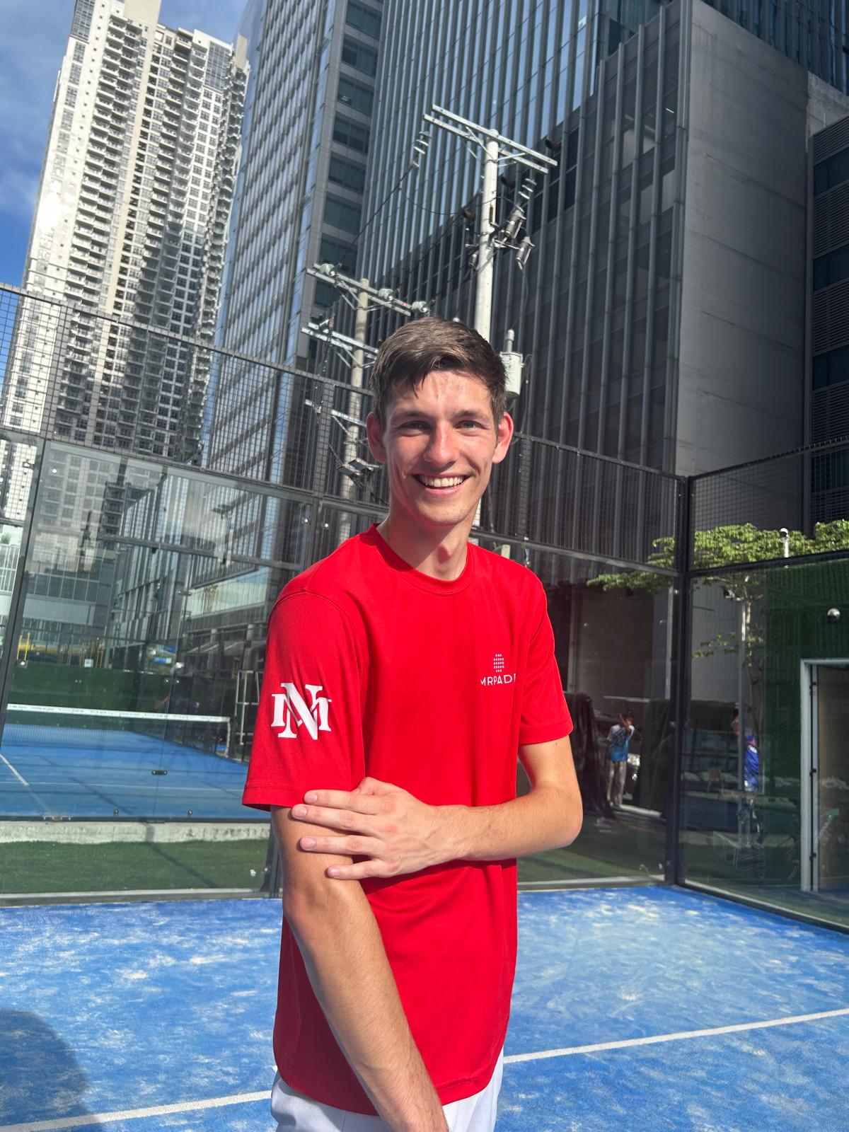 Menno Nolten's Rode Padelshirt