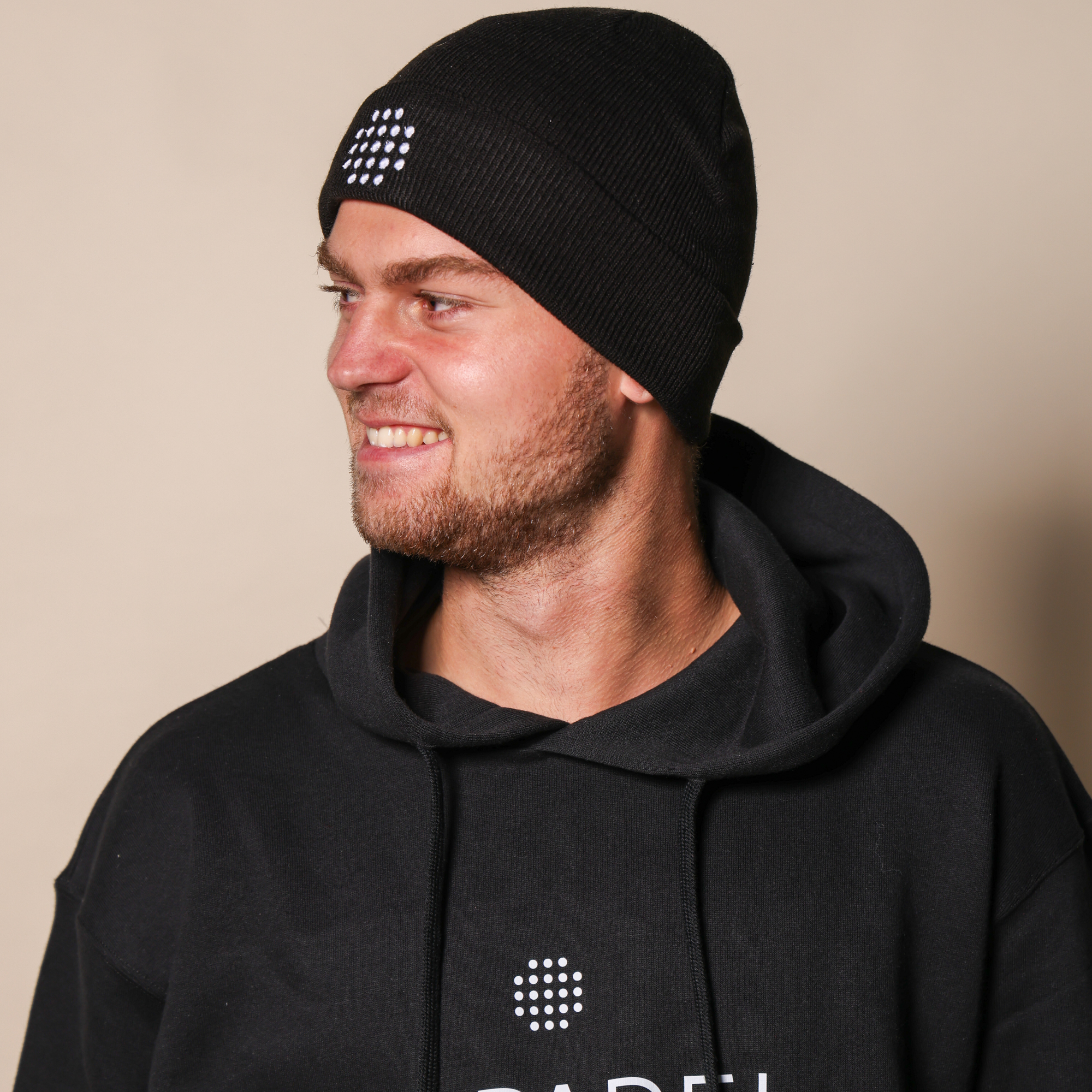 Beanie Zwart